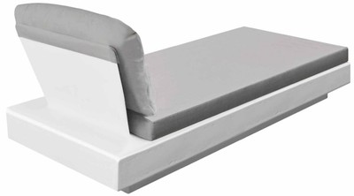 Casa Padrino Luxus Gartenliege Grau / Matt Weiß 200 x 90 x H. 60 cm - Moderne Wetterbeständige Liege - Poolliege - Garten Hotel Pool Möbel - Luxus Qualität
