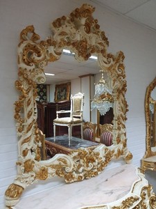 Casa Padrino Luxus Barock Spiegelkonsole Creme / Gold - Prunkvoller Massivholz Konsolentisch mit Marmorplatte und Wandspiegel - Barock Möbel