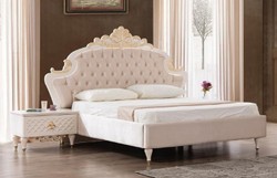 Prunkvolles Luxus Barock Schlafzimmer Möbel Set Doppelbett und Nachttische Magnificent Luxury Baroque Bedroom Furniture Set Double Bed and Nightstands