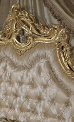 Luxus Barock Schlafzimmer Möbel Set Bett Baldachin Nachttische Sitzbank Luxury Baroque Bedroom Furniture Set Bed Canopy Nightstands Bench 