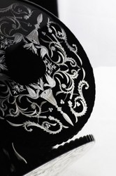Casa Padrino luxury cake plate black / silver Ø 32 x H. 12 cm - Handmade and hand-engraved glass cake plate - Hotel & Restaurant Accessories - Luxury Quality