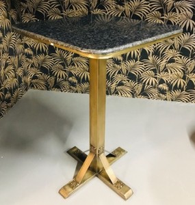 Casa Padrino tavolo in piedi di lusso ottone / nero 70 x 70 x A. 105 cm - Tavolo bar in metallo con piano in marmo - Mobile Bar - Mobili per la Ristorazione