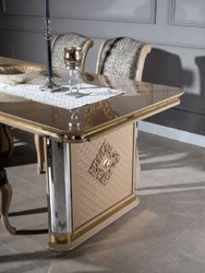Casa Padrino Set da Pranzo Art Déco di Lusso Beige / Oro - 1 Tavolo da Pranzo e 6 Sedie da Pranzo - Mobili da Sala da Pranzo Art Déco Fatto a Mano