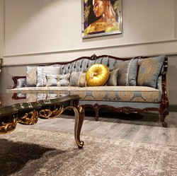 Barock Wohnzimmer Sofa mit Muster Silber Beige Dunkelbraun Baroque Living Room Sofa with Pattern Silver Beige Dark Brown