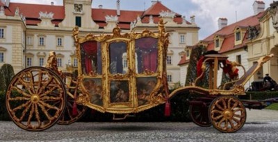 Casa Padrino Luxury Baroque King's Carriage Natural / Gold / Red  - Magnificent Horse Carriage in Baroque Style - Luxury Quality - Noble & Magnificent