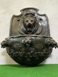 Casa Padrino luxury baroque wall fountain lion 79 x 46 x H. 91 cm - Magnificent bronze fountain - Baroque Garden & Terrace Accessories