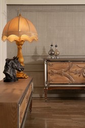 Casa Padrino buffet baroque de luxe avec 4 portes naturel / beige / marron / argent - Armoire en bois massif noble de style baroque - Mobilier Baroque