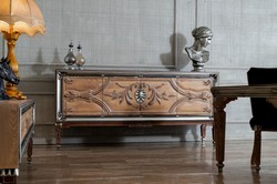 Casa Padrino buffet baroque de luxe avec 4 portes naturel / beige / marron / argent - Armoire en bois massif noble de style baroque - Mobilier Baroque