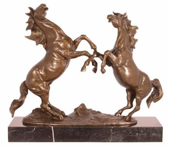 Casa Padrino luxury bronze sculpture 2 horses on marble base bronze / black 42 x H. 36.5 cm - Bronze Figure - Decorative Figure - Decorative Accessories