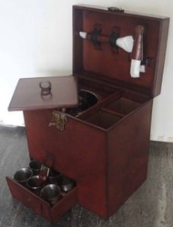 Casa Padrino luxury minibar dark brown 32 x 23 x H. 36 cm - Genuine leather suitcase bar with accessories - Luxury Accessories