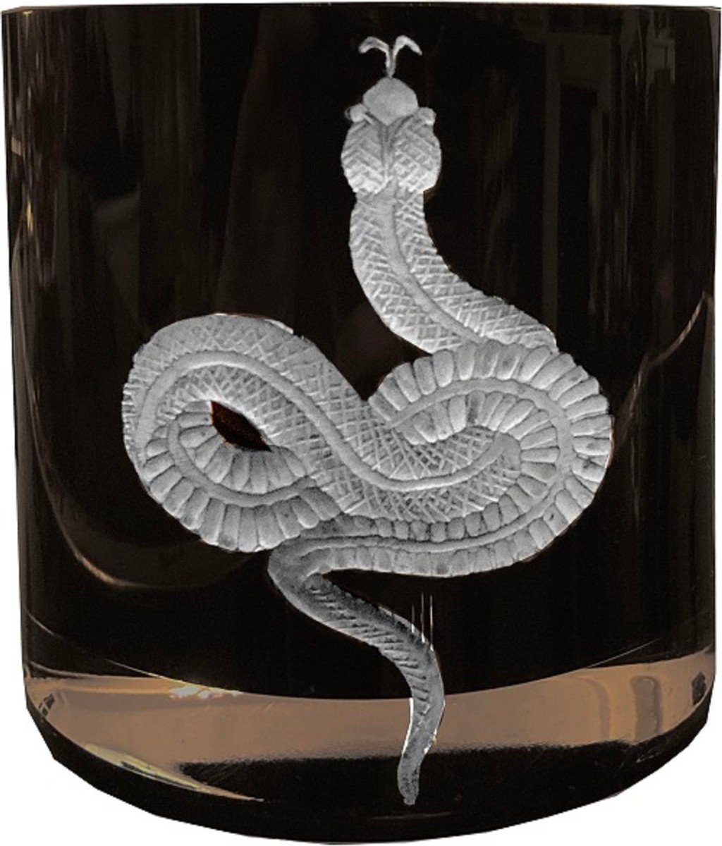 Casa Padrino set di 6 bicchieri da whisky di lusso serpente nero / argento Ø 8 x A. 9 cm - Bicchieri da whisky fatti e incisi a mano - Accessori per Hotel e Ristoranti - Qualità di Lusso Casa Padrino set di 6 bicchieri da whisky di lusso serpente nero / argento Ø 8 x A. 9 cm - Bicchieri da whisky fatti e incisi a mano - Accessori per Hotel e Ristoranti - Qualità di Lusso