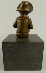Casa Padrino Art Nouveau bronze sculpture boy with hat bronze / black 9 x H. 16 cm - Bronze Figure - Decorative Figure - Decorative Accessories
