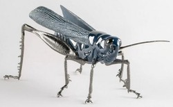 Luxus Deko Porzellan Skultur Figur Grashüpfer Blau Silber Luxury Deco Porcelain Sculpture Figure Grasshopper Blue Silver