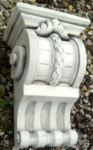 Casa Padrino ornamento da parete barocco bianco 28 x A. 43 cm - Magnifico ornamento da parete in stile barocco - Accessori per la decorazione di giardini e terrazze barocchi