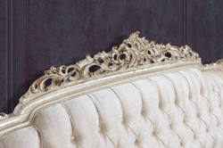 Luxus Barock Antik Stil Massivholz Wohnzimmer Sofa Creme Beige Antik Gold Luxury Baroque Antique Style Solid Wood Living Room Sofa Cream Beige Antique Gold