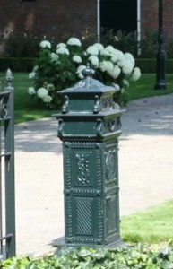 Casa Padrino cassetta delle lettere Art Nouveau verde 50 x 43 x A. 120 cm - Cassetta delle lettere a colonna stile inglese - Cassetta delle lettere stile antico - Cassetta delle lettere nostalgica