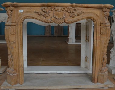 Casa Padrino luxury baroque fireplace surround yellow 150 x 30 x H. 111 cm - Magnificent baroque fireplace surround made of high quality marble - Baroque fireplace decorative accessories