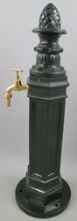 Casa Padrino Art Nouveau garden water column green 33 x 34 x H. 95 cm - Nostalgic aluminum water dispenser with brass faucet - Garden & patio decoration accessories