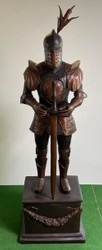Casa Padrino sculpture décorative médiévale de luxe en bronze chevalier avec épée 79 x 61 x A. 241 cm - grande figure décorative en bronze avec piédestal - Accessoires décoratifs médiévaux