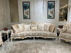 Casa Padrino canapé baroque de luxe or / blanc / or - Canapé de salon fait main avec motif élégant et oreillers décoratifs - Mobilier de salon de style baroque