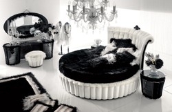 Casa Padrino set di camera da letto barocco di lusso nero / argento / bianco - 1 Tavola da Trucco e 1 Specchio da Parete e 1 Sgabello - Mobili per Camera da Letto Barocco - Fatto in Italia