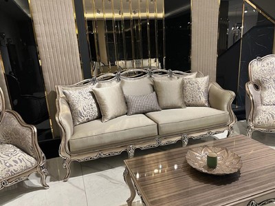 Casa Padrino Luxus Barock Sofa Gold / Lila / Gold - Handgefertigtes Wohnzimmer Sofa mit dekorativen Kissen - Wohnzimmer Möbel im Barockstil - Edel & Prunkvoll