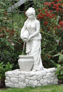 Casa Padrino escultura de gárgola Art Nouveau mujer con jarras gris 45 x 51 x A. 98 cm - Elegante figura de piedra de gárgola - Accesorios de Decoración de Jardín Barroco y Art Nouveau