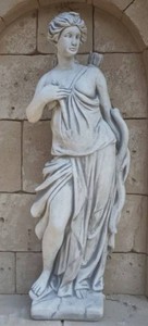 Jugendstil Garten Terrassen Deko Skulptur Frau mit Köcher Grau Art Nouveau Garden Terrace Decoration Sculpture Woman with Quiver Gray