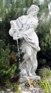 Casa Padrino scultura gargoyle Art Nouveau donna con brocca grigio 44 x 40 x A. 140 cm - Elegante figura in pietra gargoyle - Accessori per la Decorazione del Giardino Barocco e Art Nouveau