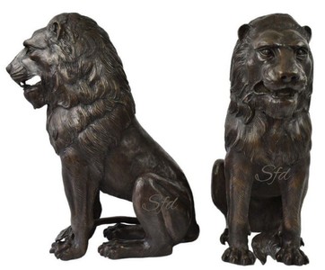 Casa Padrino Luxus Bronze Deko Skulpturen Löwen Bronzefarben 28 x 58 x H. 75 cm - Bronze Deko Figuren - Luxus Hotel & Restaurant Deko Accessoires