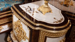 Casa Padrino luxury baroque bedside table set white / brown / gold - Magnificent solid wood bedside tables - Baroque bedroom furniture - Noble & Magnificent