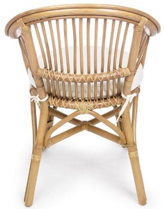 Casa Padrino Luxus Gartenstuhl 6er Set Naturfarben / Weiß 57 x 61 x H. 80 cm - Rattan Stühle mit Armlehnen und Sitzkissen - Moderne Rattan Garten & Terrassen Möbel