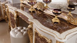 Casa Padrino luxury baroque bedroom set white / brown / gold / silver - 1 Baroque Make Up Dresser & 1 Baroque Mirror & 1 Baroque Stool - Baroque Bedroom Furniture - Noble & Magnificent