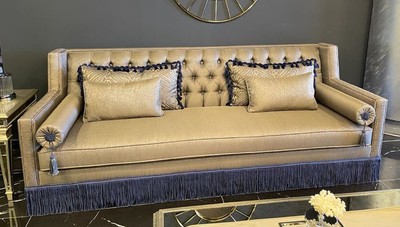 Casa Padrino sofá Art Deco Chesterfield de lujo oro / púrpura - Sofá de salón de madera maciza hecho a mano - Muebles de Salón Art Deco Chesterfield de Lujo
