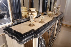 Casa Padrino conjunto de muebles barrocos de lujo beige / negro / oro - 1 Aparador Barroco con 4 Puertas y 2 Espejos de Pared Barroco - Muebles Barroco Hechos a Mano - Noble y Magnífico
