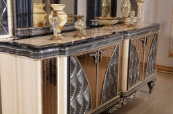 Casa Padrino conjunto de muebles barrocos de lujo beige / negro / oro - 1 Aparador Barroco con 4 Puertas y 2 Espejos de Pared Barroco - Muebles Barroco Hechos a Mano - Noble y Magnífico