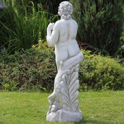 Casa Padrino sculpture Art Nouveau gargouille neptune avec poisson gris / noir 35 x 35 x H. 123 cm - Elégante figure de pierre gargouille - Accessoires de Décoration de Jardin Art Nouveau