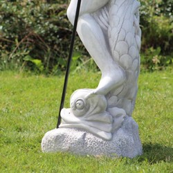 Casa Padrino sculpture Art Nouveau gargouille neptune avec poisson gris / noir 35 x 35 x H. 123 cm - Elégante figure de pierre gargouille - Accessoires de Décoration de Jardin Art Nouveau
