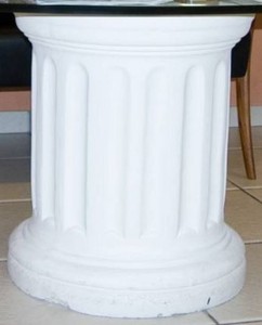 Casa Padrino piedistallo barocco bianco Ø 48 x A. 59 cm - Magnifica piedistallo da giardino in stile barocco - Piedistallo rotonda in pietra decorativa da giardino - Accessori decorativi giardini