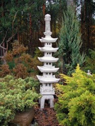 Casa Padrino Pagode de Décoration de Jardin de Luxe Gris 27 x 27 x H. 169 cm - Élégante Pagode en Pierre à 5 Niveaux - Accessoires de Décoration de Jardin & Terrasse au Style Japonais