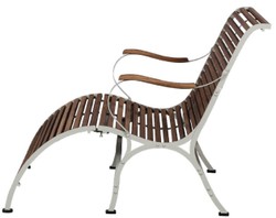 Luxus Jugendstil Gartenbank mit Armlehnen und Fußstütze Braun Creme Luxury Art Nouveau Garden Bench with Armrests and Footrest Brown Cream