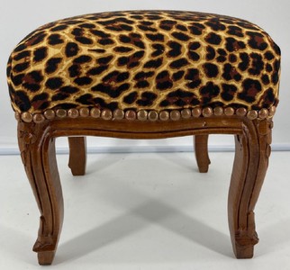 Casa Padrino Barock Fußhocker Leopard Muster / Braun - Handgefertigter Antik Stil Hocker im Barockstil - Barockstil Wohnzimmer Möbel