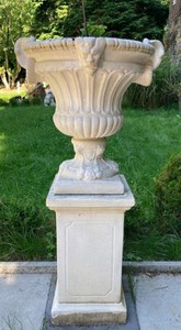 Casa Padrino vaso di fiori barocco con colonna bianco Ø 73 x A. 141 cm - Magnifico vaso per piante con colonna da giardino in stile barocco - Accessori per la decorazione del giardino barocco