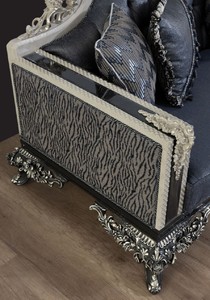 Casa Padrino Luxus Barock Sofa Blau / Grau / Weiß / Schwarz / Silber - Prunkvolles Wohnzimmer Sofa mit elegantem Muster - Barock Wohnzimmer & Hotel Möbel - Edel & Prunkvoll