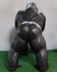 Casa Padrino sculpture décorative en bronze de luxe singe gorille 102 x 147 x H. 152 cm - Immense sculpture en bronze - Figurine animalière grandeur nature - Figurine bronze XXL - Sculpture XXL