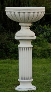 Casa Padrino pilastro barocco con vaso di fiori bianco / grigio Ø 54 x A. 114 cm - Decorazione da giardino barocco pilastro in pietra con vaso per piante - Accessori decorativi giardini barocchi