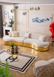 Casa Padrino sofá de 4 plazas Chesterfield de lujo crema / oro 340 x 105 x A. 82 cm - Sofá Chesterfield curvo de salón - Muebles de salón - Muebles Chesterfield - Muebles de lujo - Interior de lujo