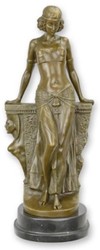 Casa Padrino figura de bronce de lujo bailarina egipcia 15,5 x 13,5 x A. 38 cm - Escultura de bronce con base de mármol - Figura decorativa de bronce - Decoración escritorio - Decoración salón