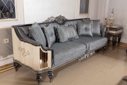 Casa Padrino conjunto de sala de estar barroco de lujo azul claro / beige / negro / oro - 2 Sofás y 2 Sillones y 1 Mesa de Centro y 2 Mesas Auxiliares - Muebles de salón hechos a mano estilo barroco