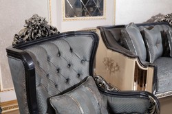 Casa Padrino conjunto de sala de estar barroco de lujo azul claro / beige / negro / oro - 2 Sofás y 2 Sillones y 1 Mesa de Centro y 2 Mesas Auxiliares - Muebles de salón hechos a mano estilo barroco